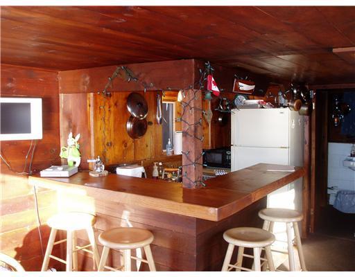49 Pier Road Kennebunkport, ME 04046 - Photo 9 of 16 Kitchen. Fish House