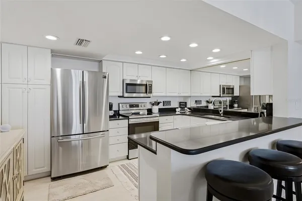 $6,500 | 1460 Gulf Boulevard, Unit 1205, Clearwater Beach, FL 33767