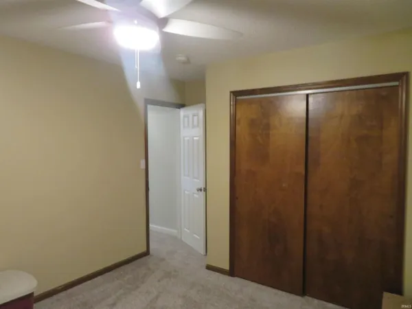 $390,000 | 7511 Meadow Lane, Newburgh, IN 47630