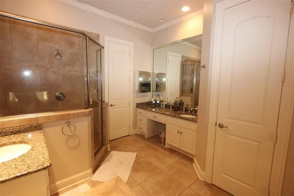 $4,500 | 4043 Throckmorton Street, Dallas, TX 75219