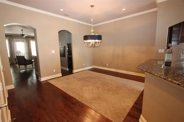 $4,500 | 4043 Throckmorton Street, Dallas, TX 75219