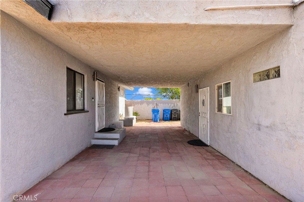 27763 Crestview Road Barstow, CA 92311 - Photo 5 of 48