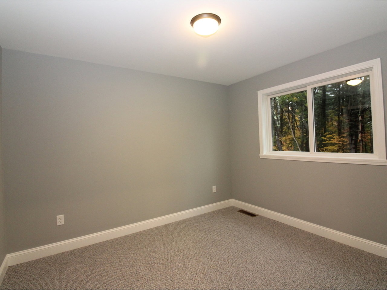 307 Obrien Farm Road South Burlington, VT 05403 - Photo 14 of 22 Gallery Image 14