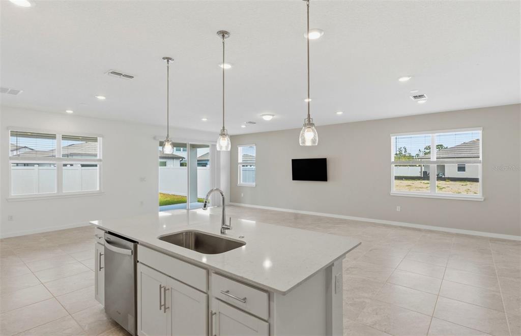 4147 Feldspar Lane Spring Hill, FL 34609 - Photo 4 of 31