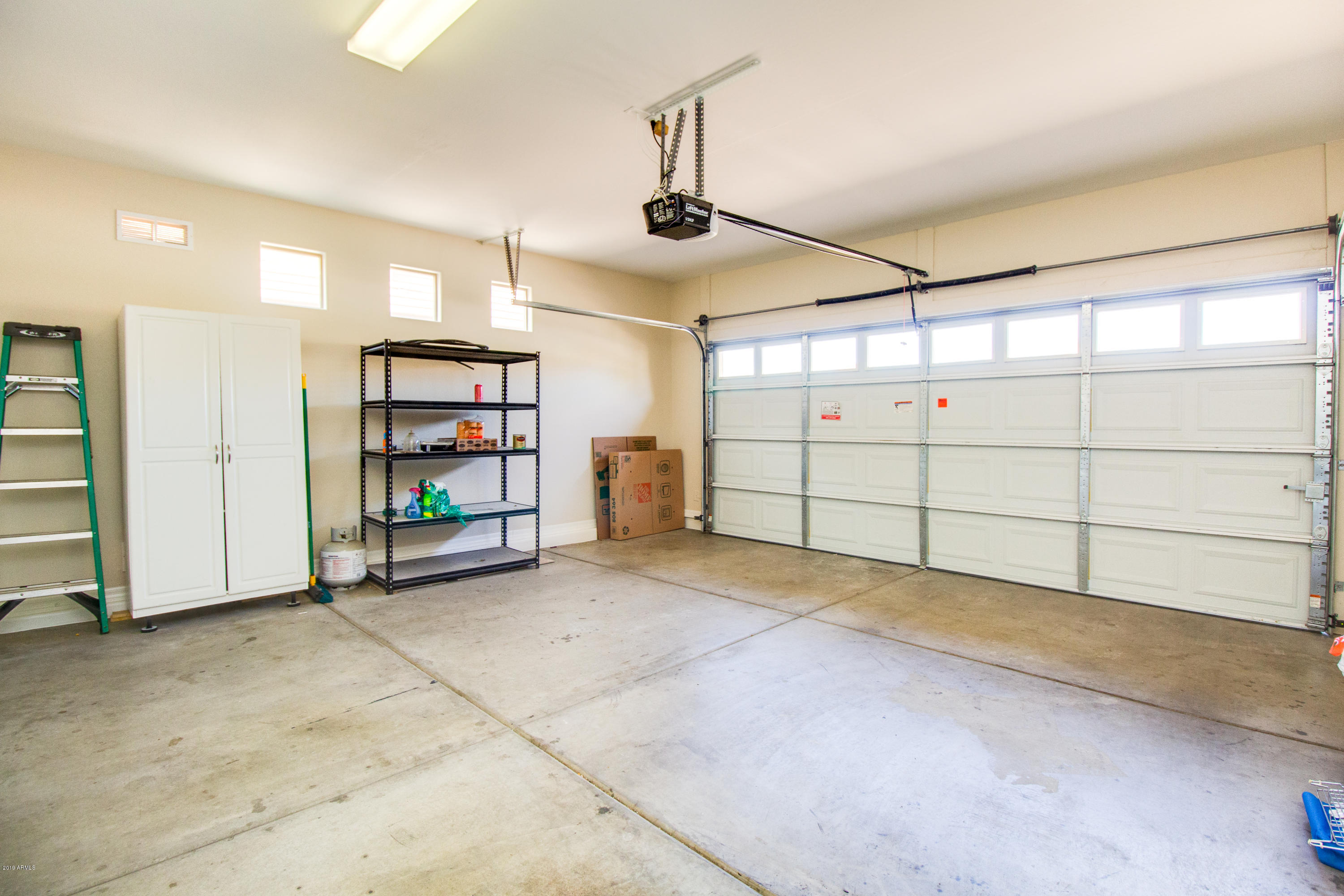 3323 West Florimond Road Phoenix, AZ 85086 - Photo 26 of 30 Florimond-26