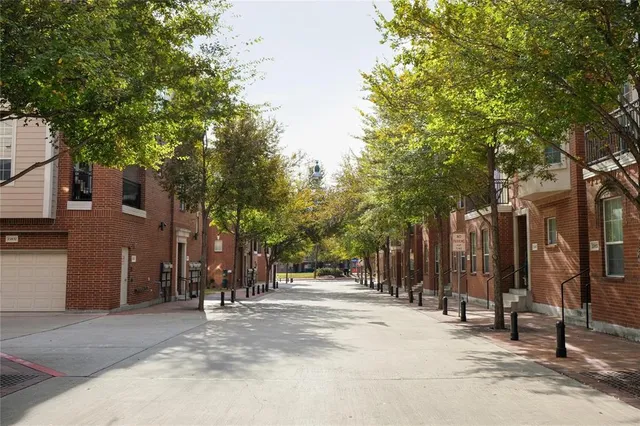 $3,200 | 5014 Calloway Drive, Addison, TX 75001