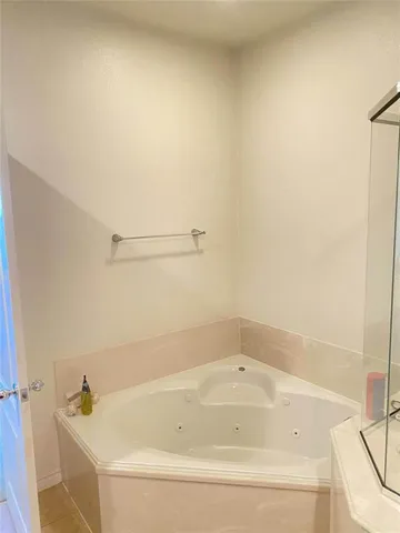 $3,200 | 5014 Calloway Drive, Addison, TX 75001