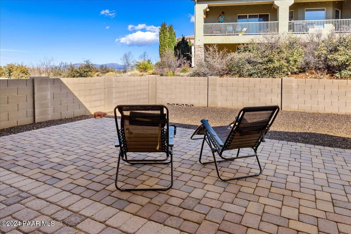 1478 Range View Circle Prescott Valley, AZ 86314 - Photo 22 of 31 a view of a terrace with seating space
