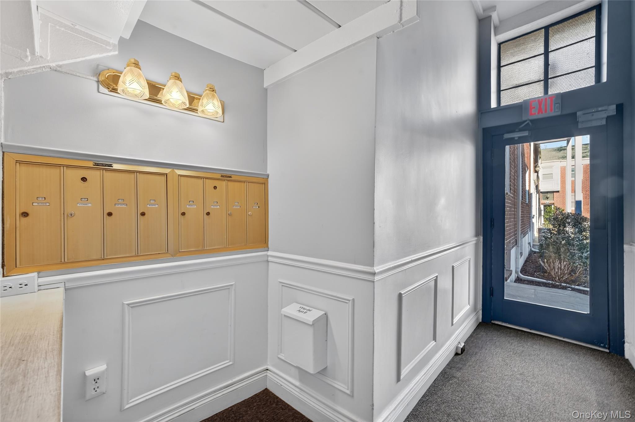 2 S Road, Unit 2P Harrison, NY 10528 - Photo 4 of 35 a view of an entryway with wooden floor