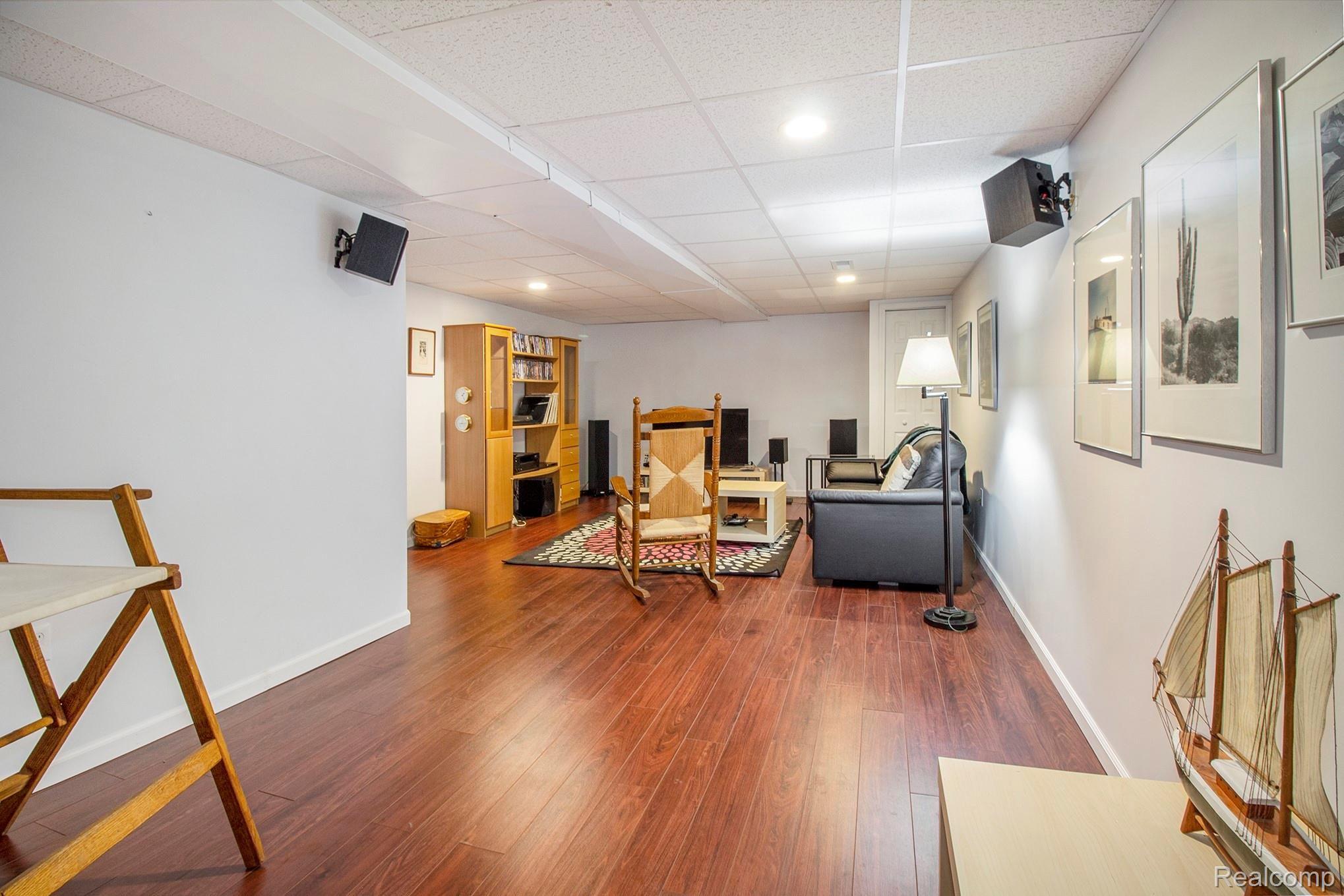 1024 Walcott Lane Howell, MI 48843 - Photo 29 of 30 Partially-finished basement.jpg