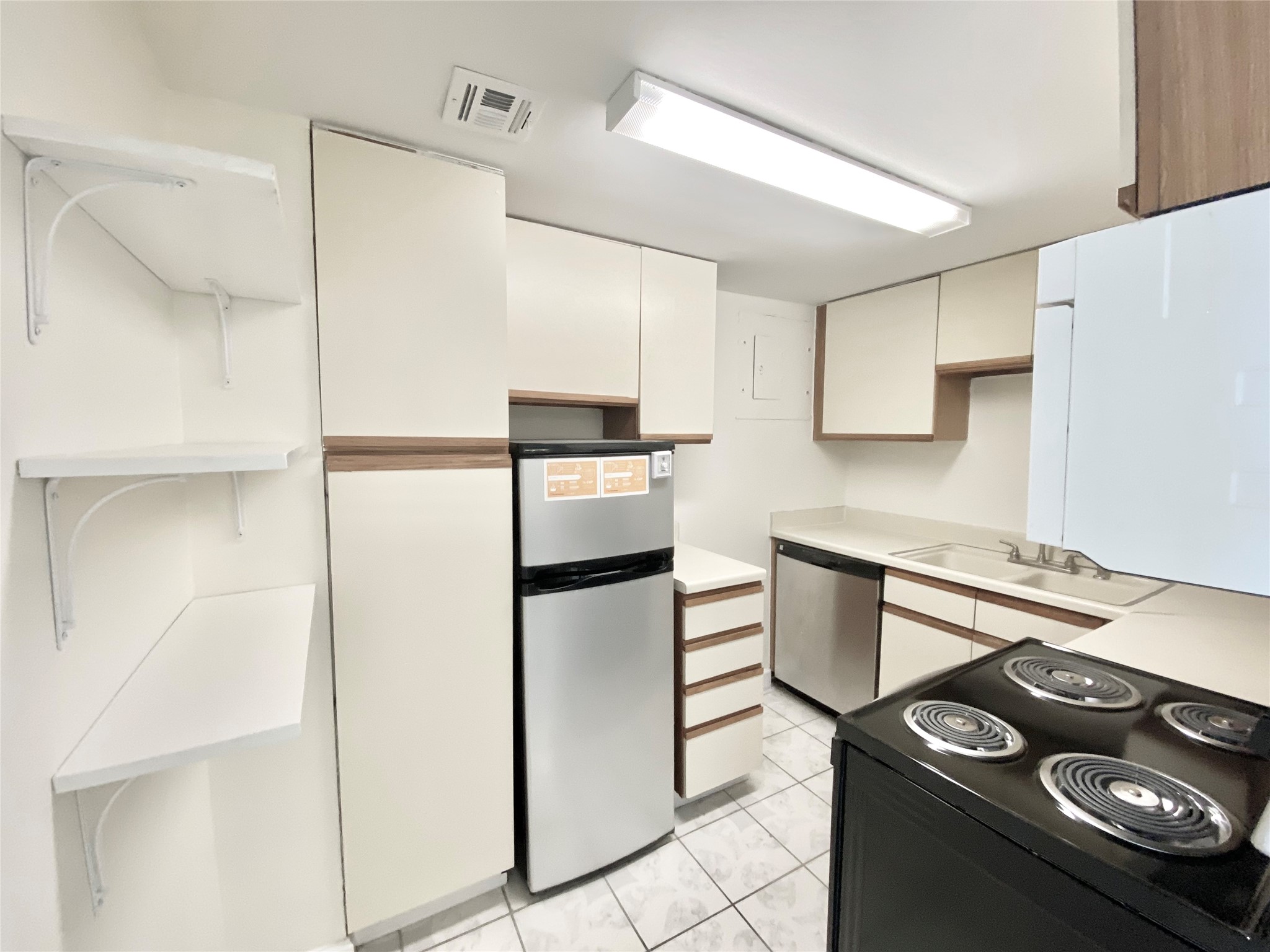 2016 Main Street, Unit 1612 Houston, TX 77002 - Photo 6 of 32