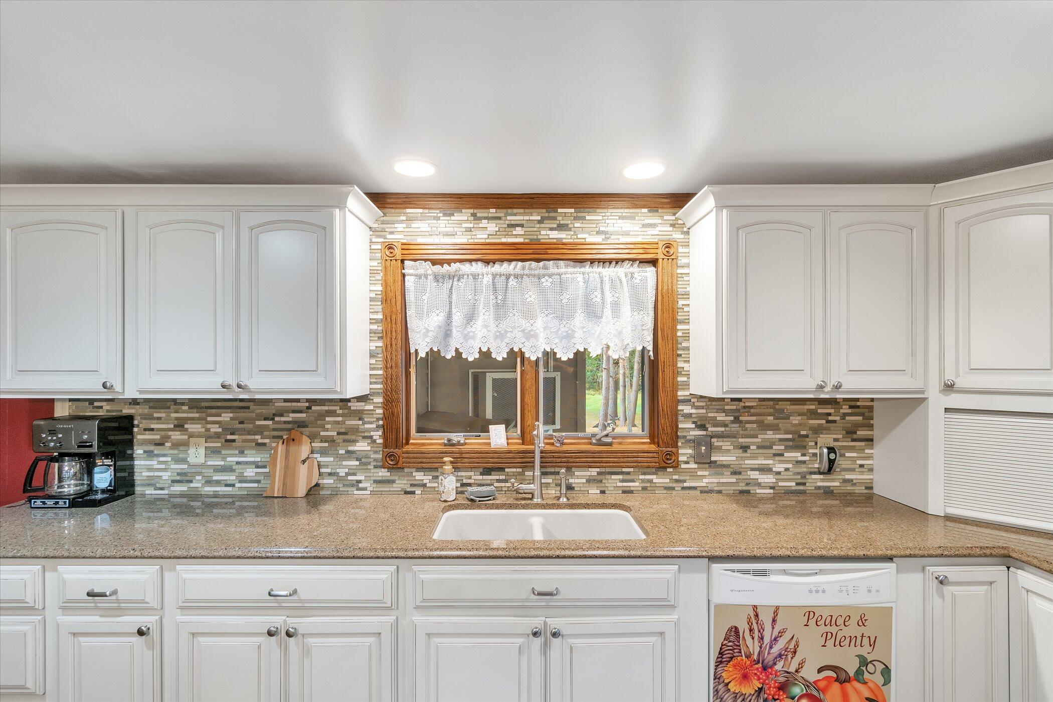 6800 East Pakes Road Crystal, MI 48818 - Photo 13 of 55 13-6800 E Pakes Rd-windowstill-realestat
