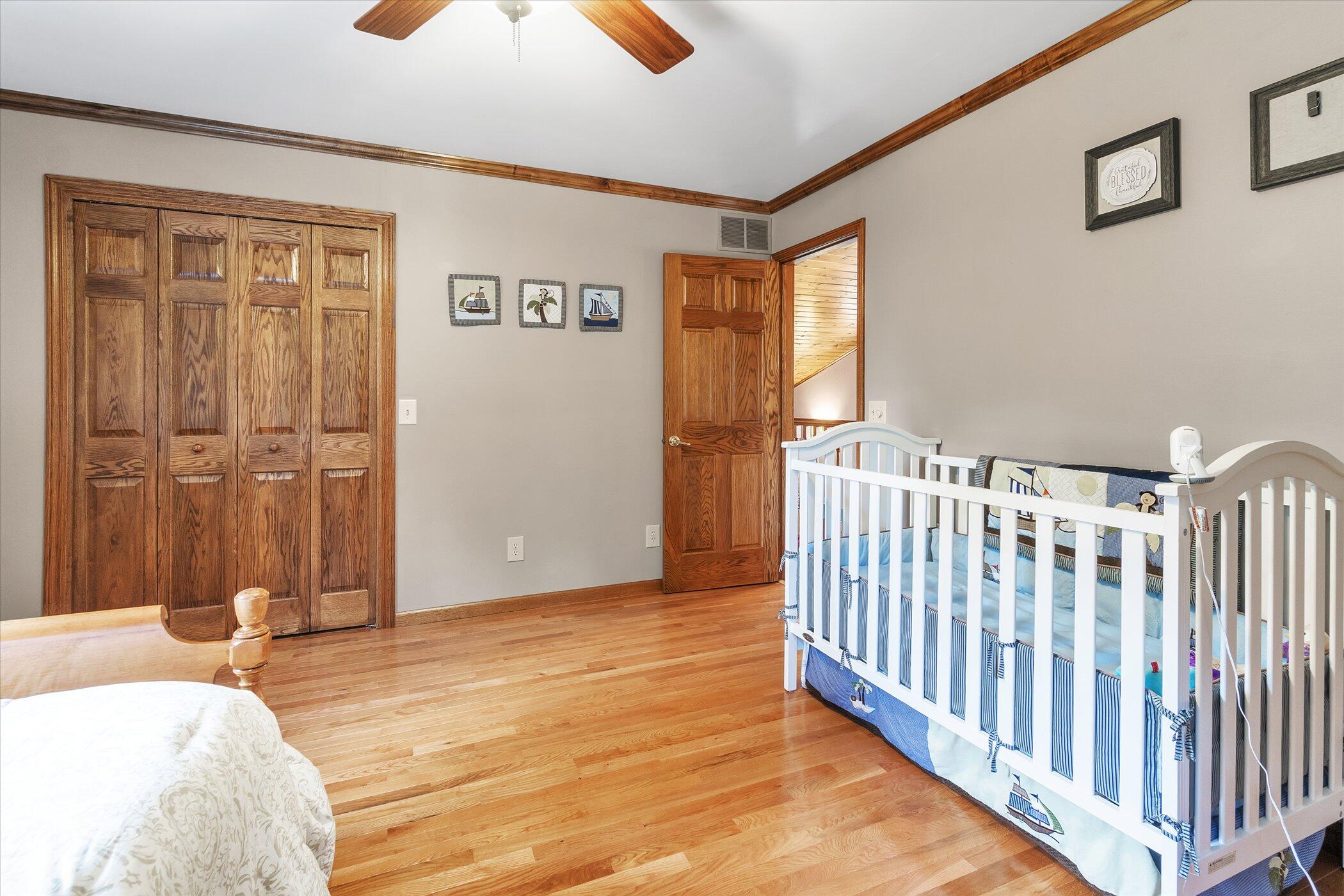 6800 East Pakes Road Crystal, MI 48818 - Photo 23 of 55 23-6800 E Pakes Rd-windowstill-realestat