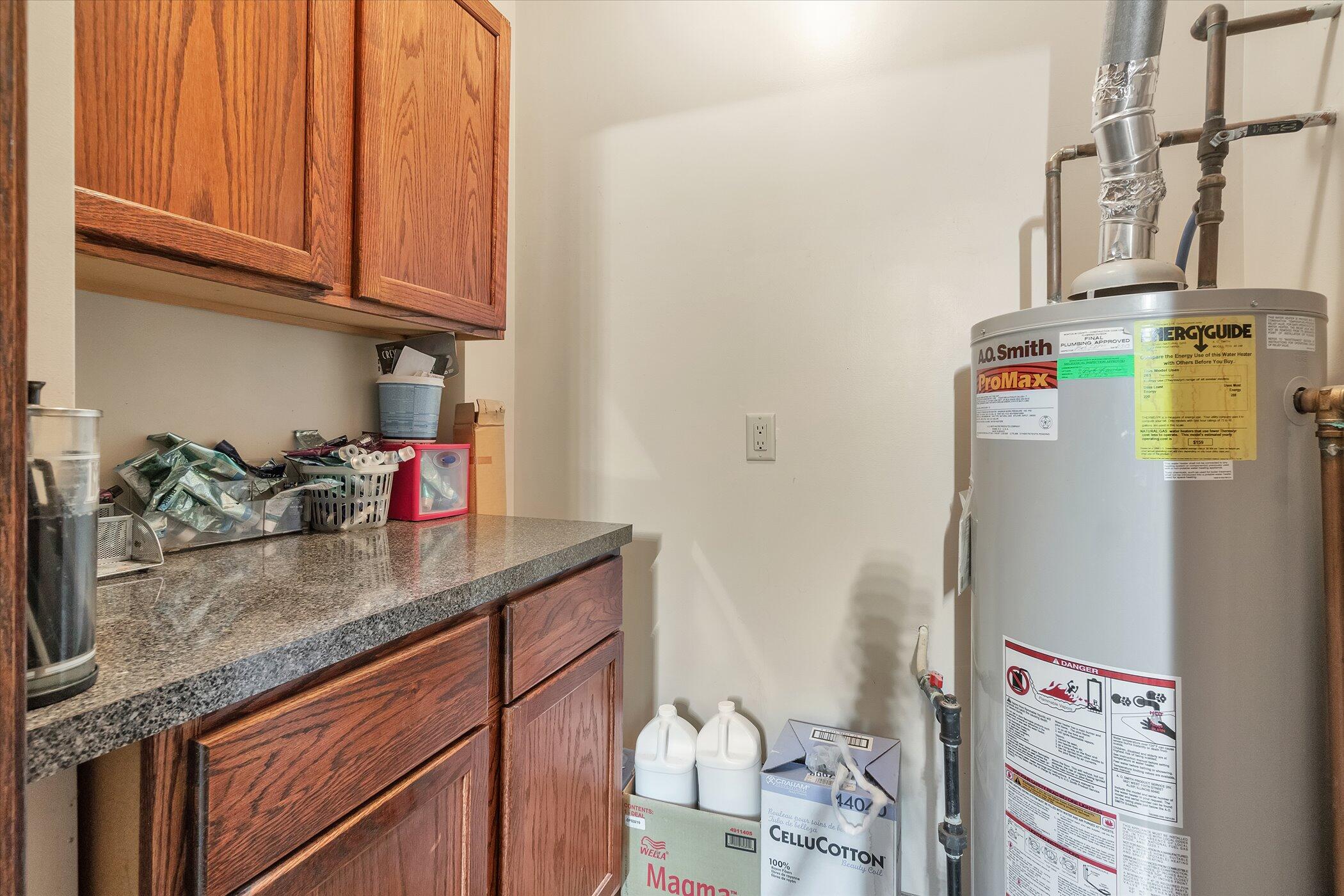 6800 East Pakes Road Crystal, MI 48818 - Photo 30 of 55 30-6800 E Pakes Rd-windowstill-realestat