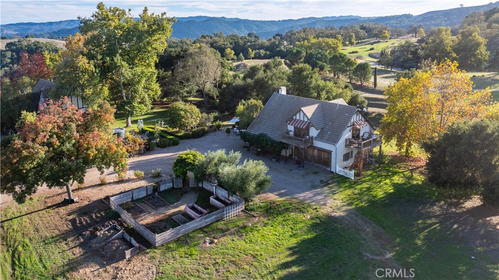 5415 Fairhills Road Paso Robles, CA 93446 - Photo 67 of 73 Overview of this stunning property.