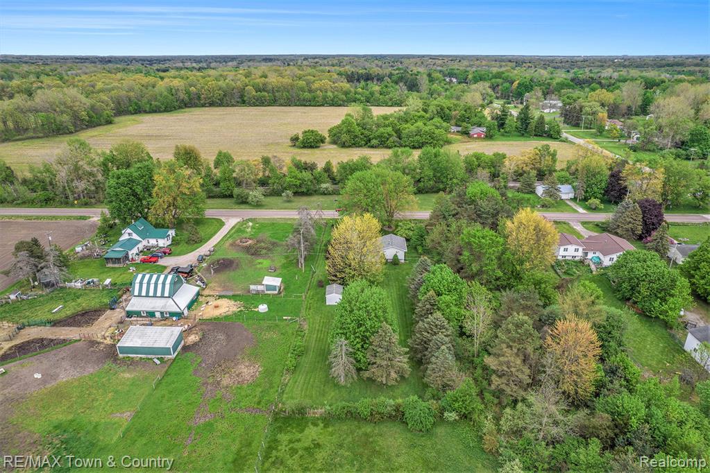6045 Turner Road Flushing, MI 48433 - Photo 26 of 30