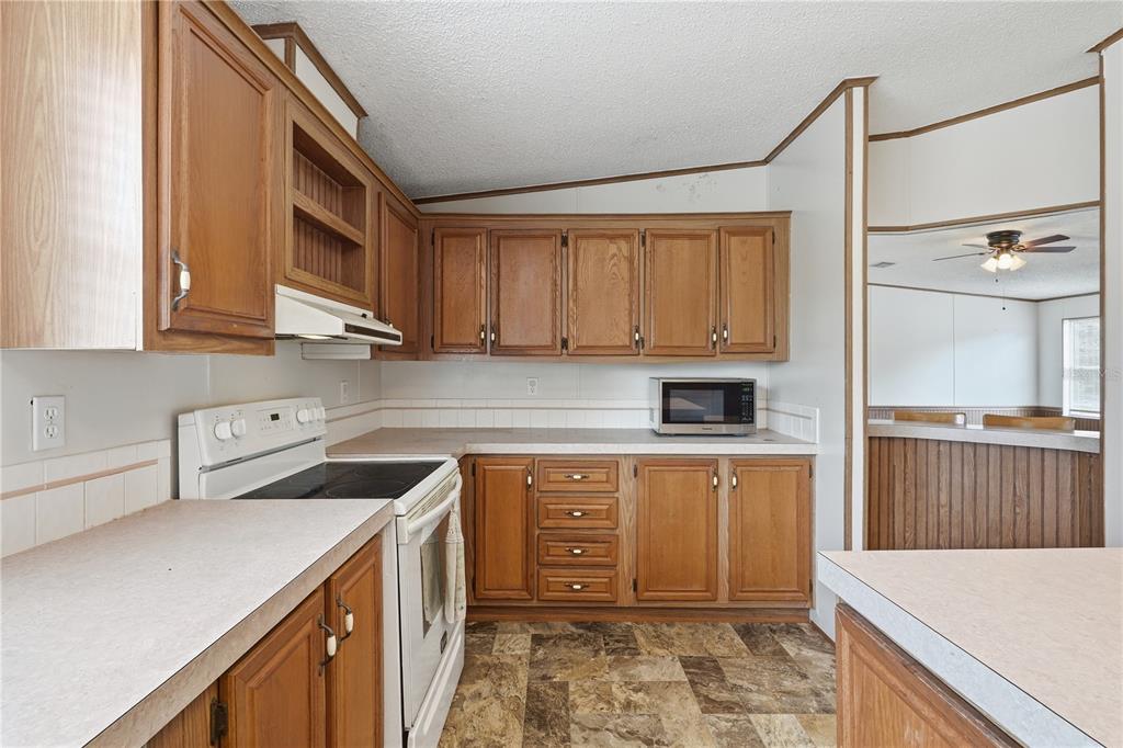 6903 Southwest County Road 225 Starke, FL 32091 - Photo 17 of 51