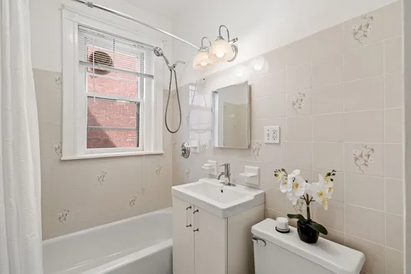 $799,000 | 38 Kilsyth Road, Unit 21, Brookline, MA 02445