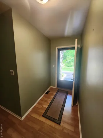 $464,900 | 108 Village Road, Unit B, Yorktown Heights, NY 10598