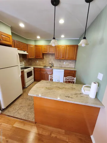 $464,900 | 108 Village Road, Unit B, Yorktown Heights, NY 10598