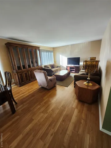 $464,900 | 108 Village Road, Unit B, Yorktown Heights, NY 10598