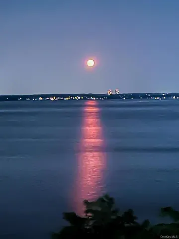 $279,000 | 1110 Stadium Avenue, Unit 5F | Country Club