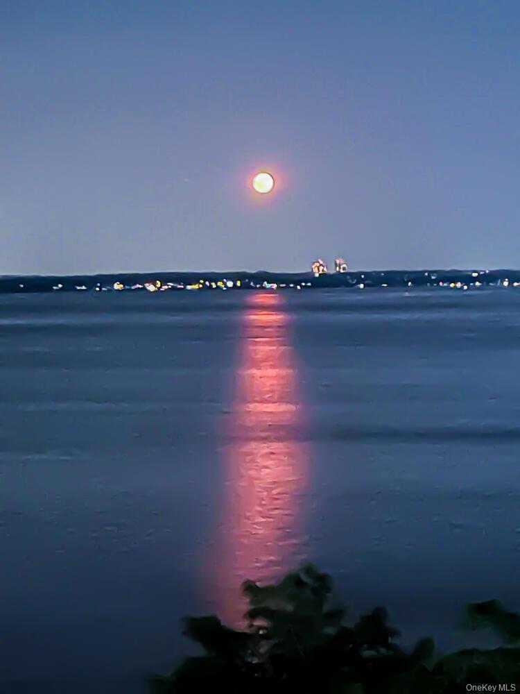 1110 Stadium Avenue, Unit 5F Bronx, NY 10465 - Photo 20 of 20