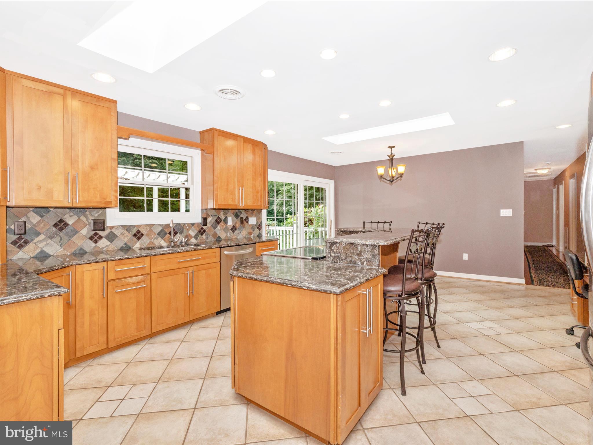 6119 Davis Road Woodbine, MD 21797 - Photo 12 of 47 Kitchen