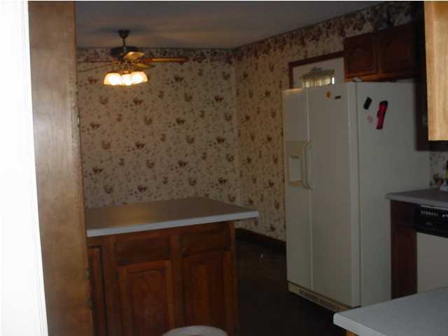 200 C G Earnest Road Northwest, Unit 3 Charleston, TN 37310 - Photo 4 of 7 Additional Photo