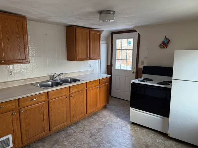 $674,000 | 16 Lindbergh Avenue, Weymouth, MA 02188