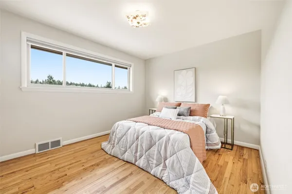 $1,499,950 | 4019 Southwest Henderson Street, Seattle, WA 98136