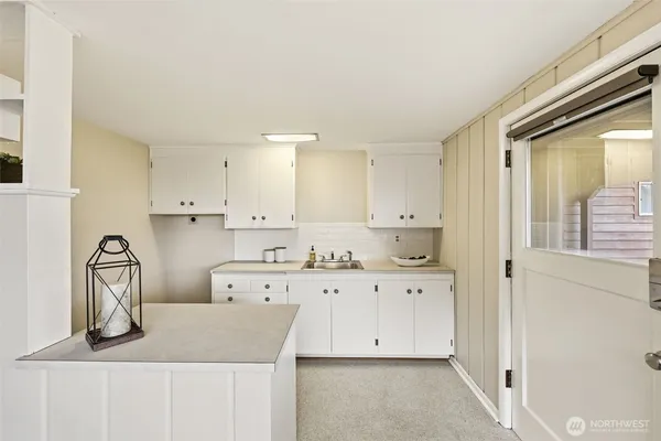 $1,499,950 | 4019 Southwest Henderson Street, Seattle, WA 98136