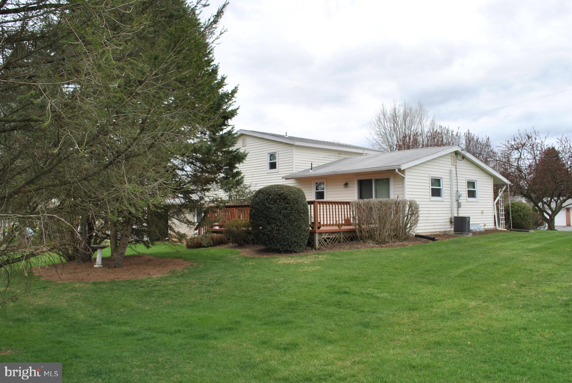 429 Limestone Road Carlisle, PA 17015 - Photo 3 of 31 Gallery Image 3