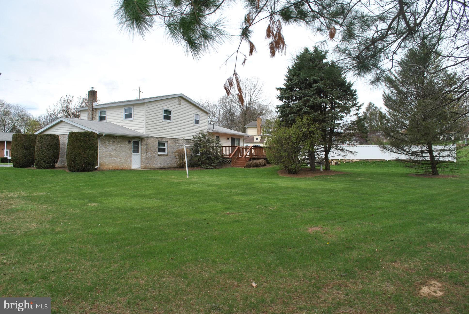 429 Limestone Road Carlisle, PA 17015 - Photo 4 of 31 Gallery Image 4