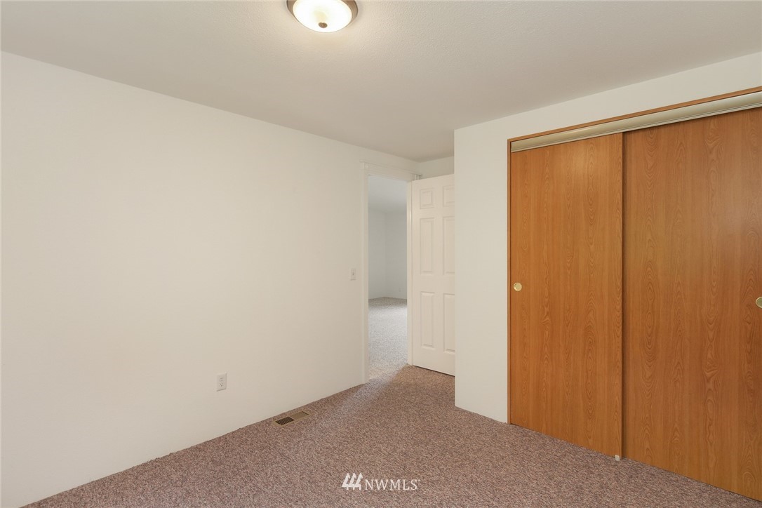 4030 Bay Road Ferndale, WA 98248 - Photo 21 of 36 a view of an empty room
