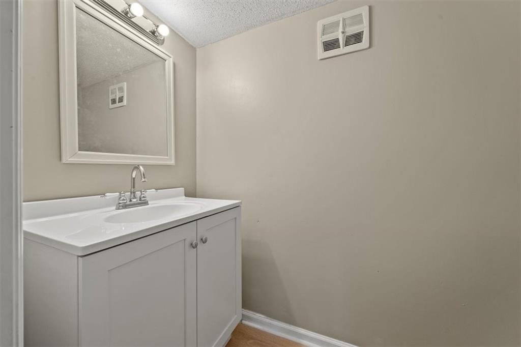 11800 East 77th Street Raytown, MO 64138 - Photo 19 of 20