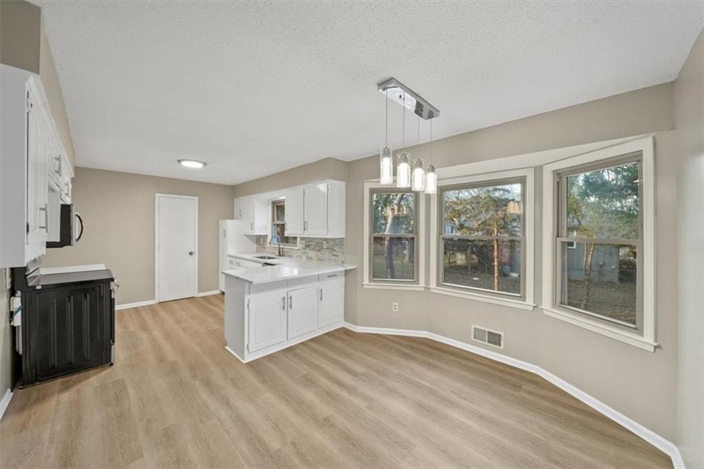 11800 East 77th Street Raytown, MO 64138 - Photo 6 of 20