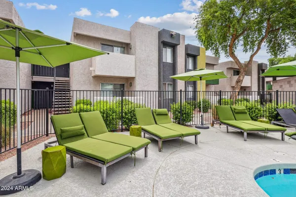 $1,438 | 949 South Longmore, Unit 2, Mesa, AZ 85202