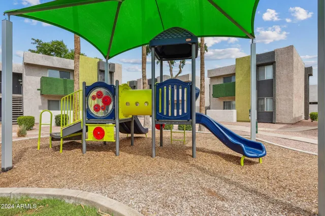 $1,468 | 949 South Longmore, Unit 2, Mesa, AZ 85202