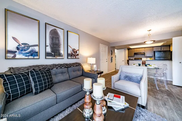 $1,468 | 949 South Longmore, Unit 2, Mesa, AZ 85202