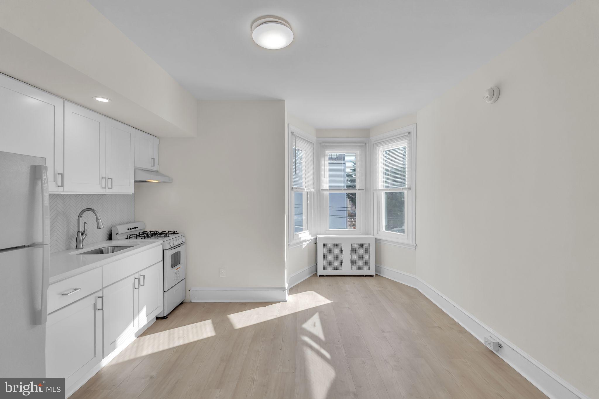 459 Martin Street, Unit 2R Philadelphia, PA 19128 - Photo 3 of 21