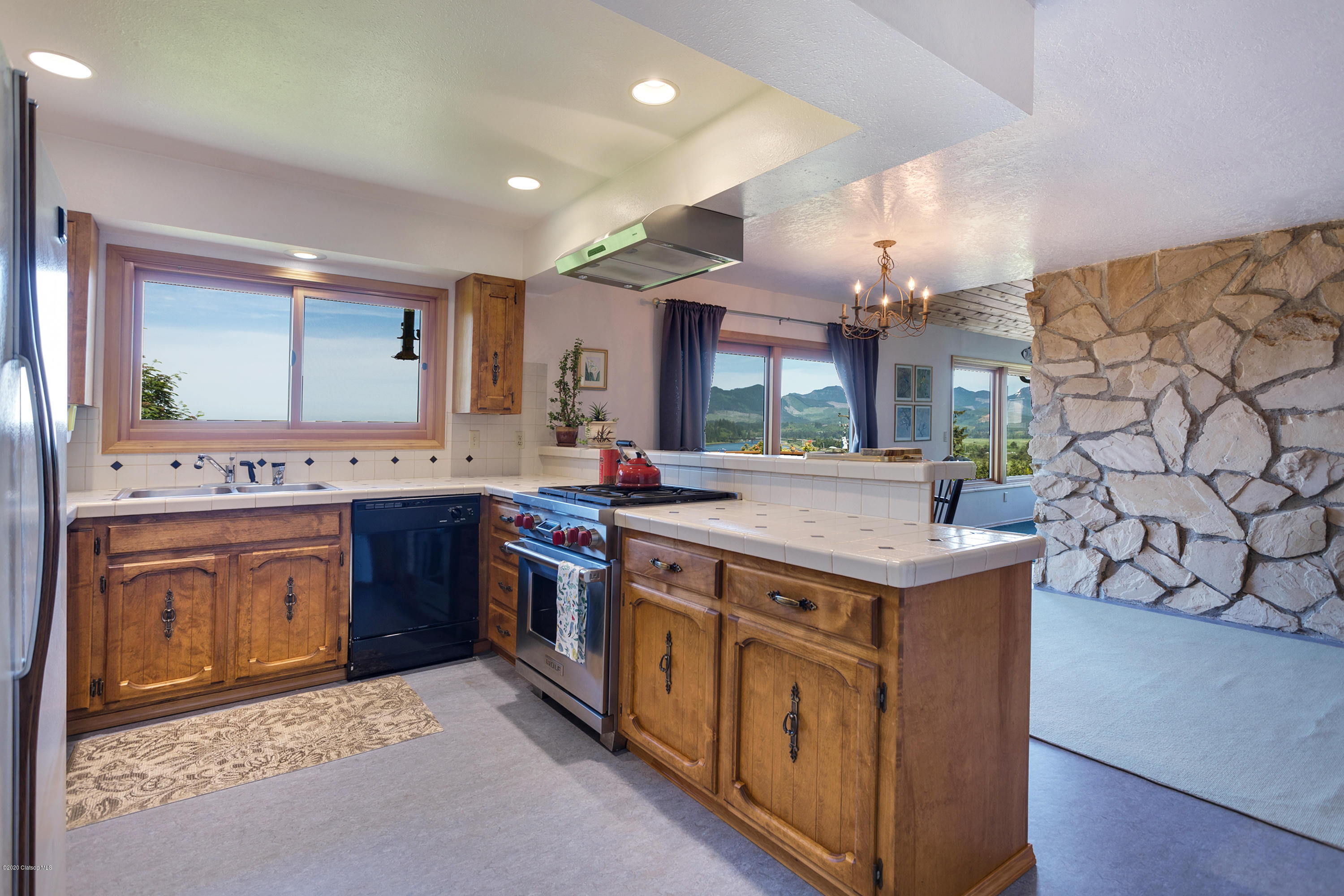 218 Spruce Street Wheeler, OR 97147 - Photo 6 of 18 kitchen