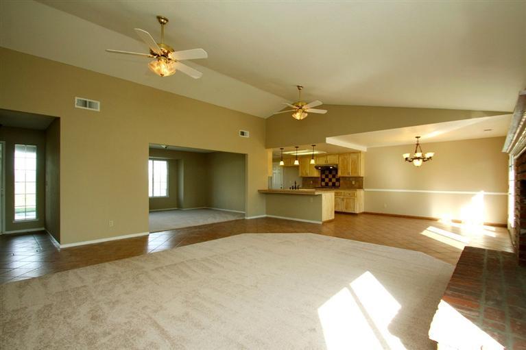 15563 Mark Road Madera, CA 93636 - Photo 3 of 13 Gallery Image 3