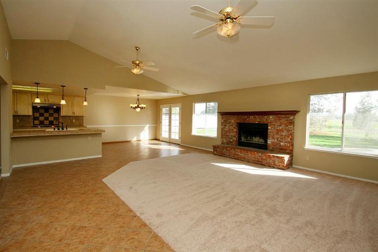 15563 Mark Road Madera, CA 93636 - Photo 10 of 13 Gallery Image 10