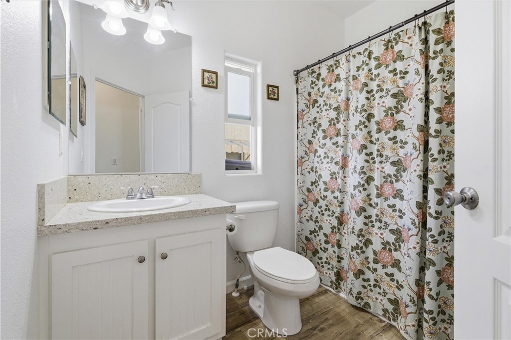 56 Maple Via Anaheim, CA 92801 - Photo 24 of 27