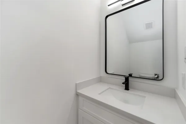 $2,750 | 4353 Aledo Street, Unit B, Houston, TX 77051