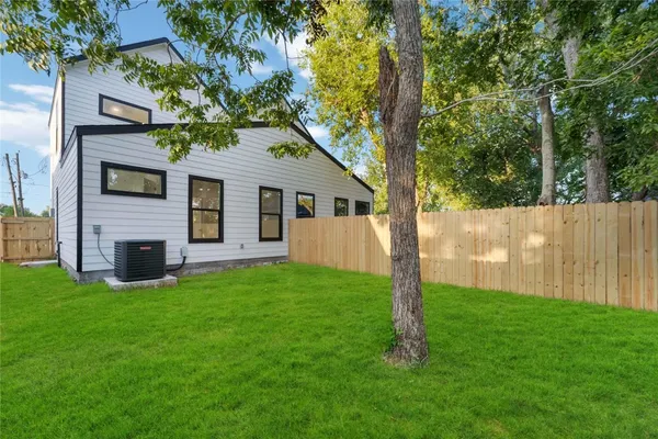 $2,750 | 4353 Aledo Street, Unit B, Houston, TX 77051