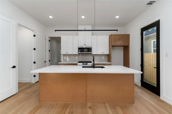 $2,750 | 4353 Aledo Street, Unit B, Houston, TX 77051