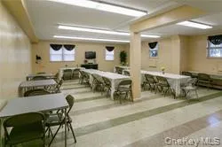 $379,000 | 570 Broadway, Unit 16A, Lynbrook, NY 11563