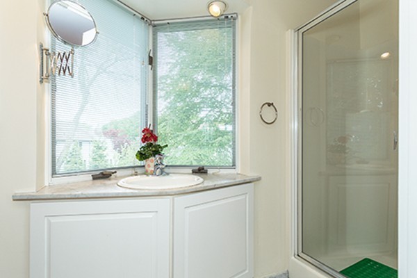 24 Stone Road Belmont, MA 02478 - Photo 15 of 28 Gallery Image 15